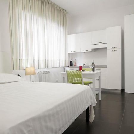 Acquaviva Apartments Неаполь Екстер'єр фото