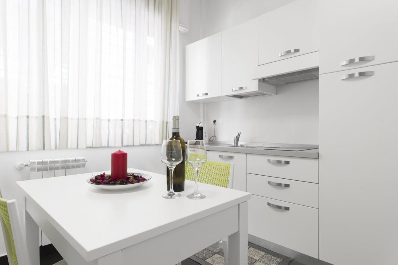 Acquaviva Apartments Неаполь Екстер'єр фото